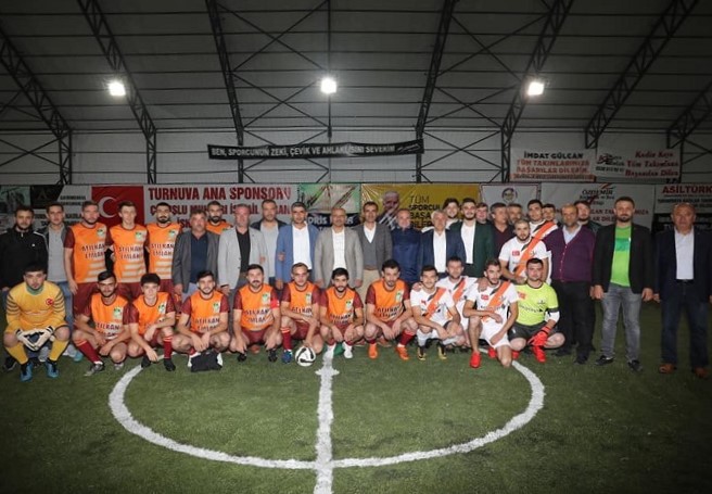 "Spor Kardelik Ve Birliin Simgesidir"
