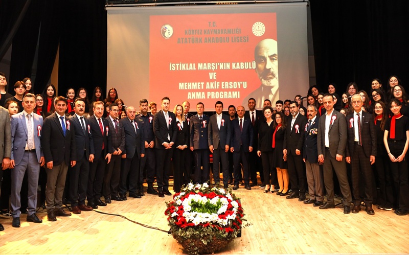Krfezde stiklal Marnn 104. yl kutland