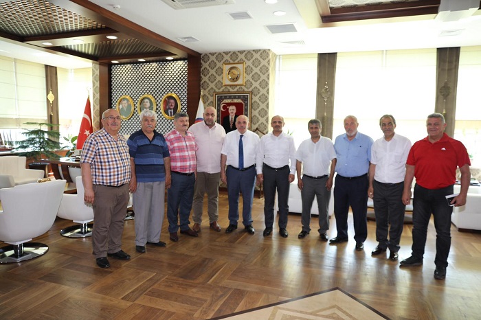 St, "birlii erisinde alacaz"