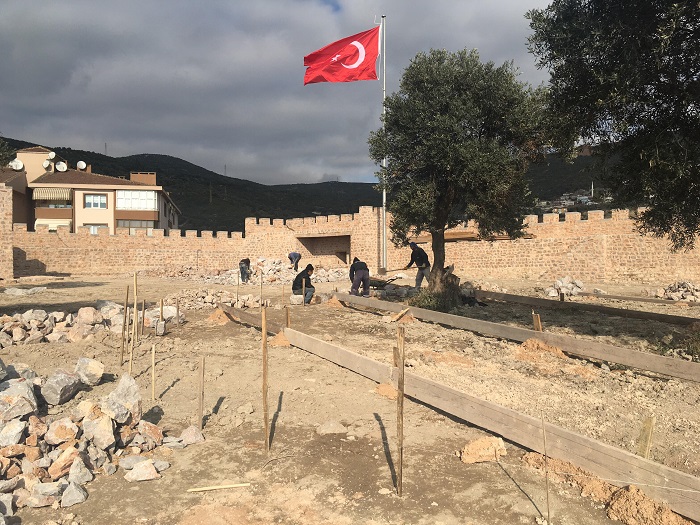 HEREKE KALESݴNN YZDE 90I TAMAM