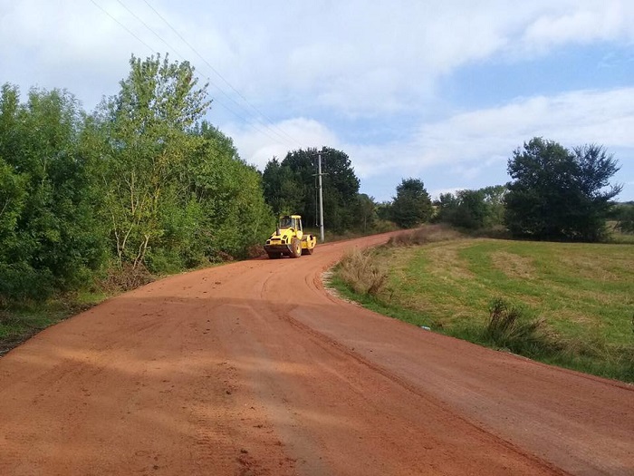 Krfezde Bir Yol Daha Asfaltlanyor
