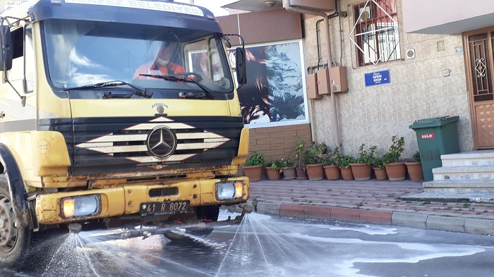 Krfezde Her Bir Sokak Sabunlu Suyla Ykanyor