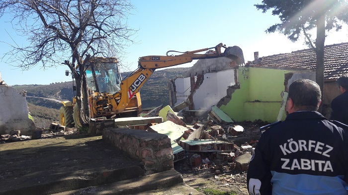 Kaak ve Metruk Yapya Geit Yok