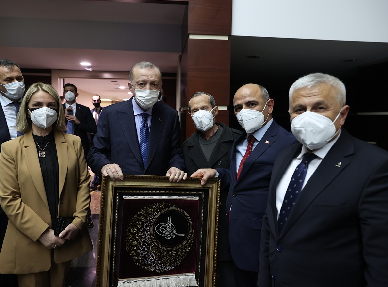 Cumhurbakanna Hereke Hals ve Kuran- Kerim