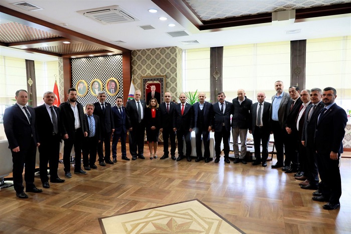 "Krfezin Gelecei in Birlikte alacaz"