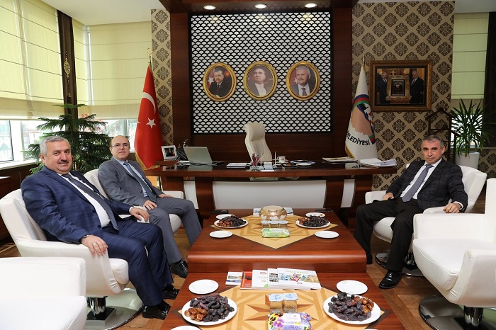 Bakan Baran, nemli simleri Arlad