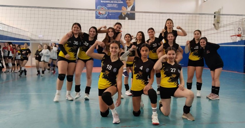 Krfez Belediyesi Ortaokullar Aras Voleybol Turnuvas Balad