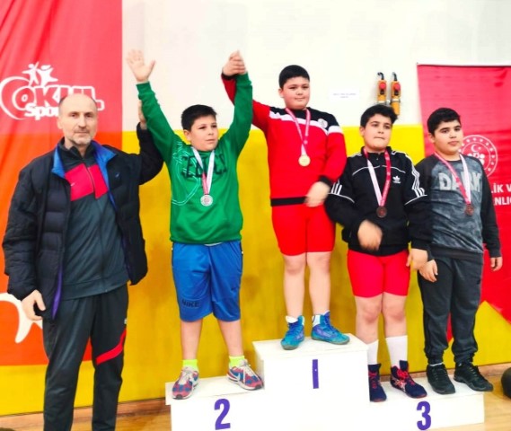 Krfezli Gen Greiler l Semelerinde Baarl Oldular