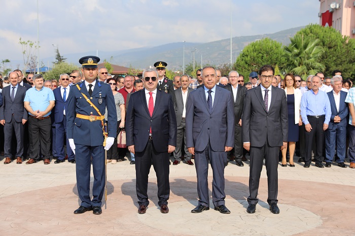 Krfezde 30 Austos Zafer Bayram trenle kutland