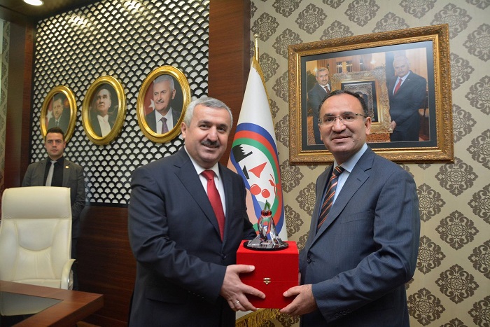 Adalet Bakan Bekir Bozda, Krfeze Geldi