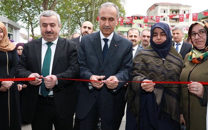 En nemli Hizmet Eitime Yaplandr