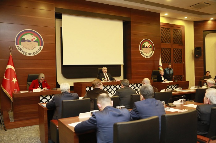 Krfez Belediyesi Meclisinde, Veda Oturumu