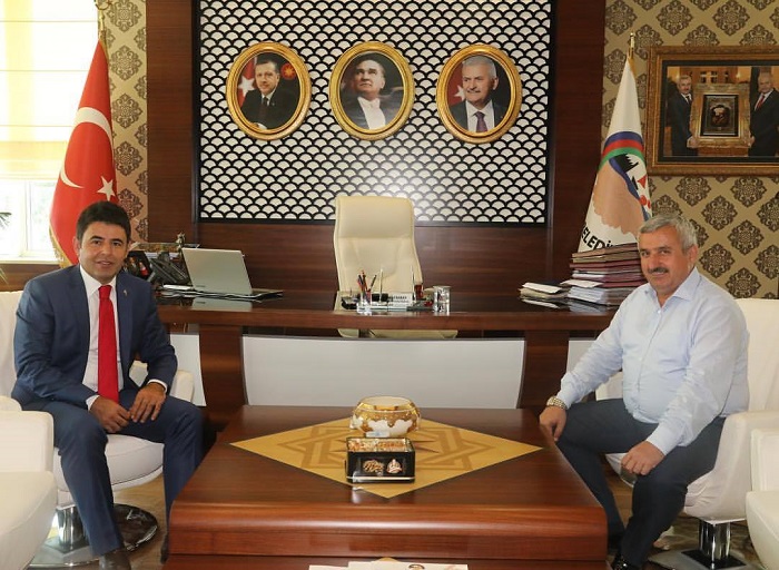 Bakan, nemli simleri Arlad