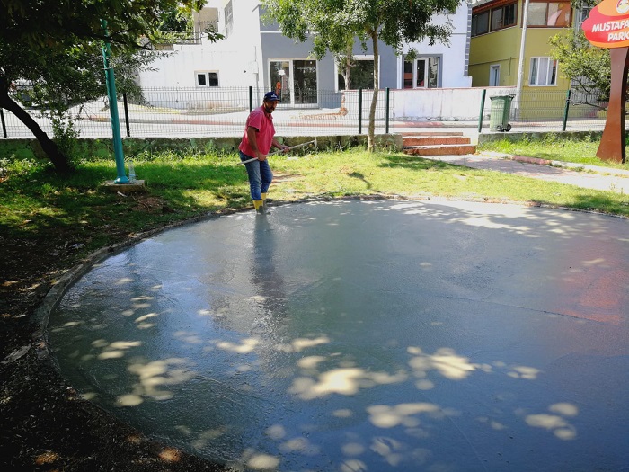 Park ve Bahelerde Youn Mesai