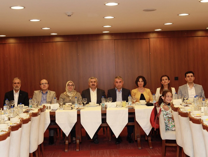 Kale ve Erdoan in Veda Yemei