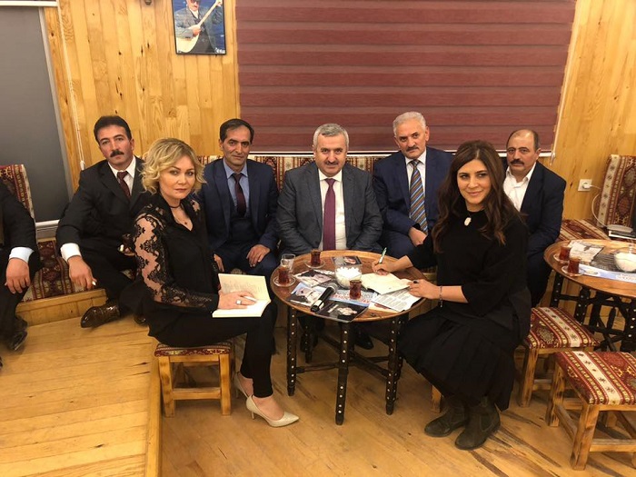 Sanatn Kalbi Krfezde Atyor 