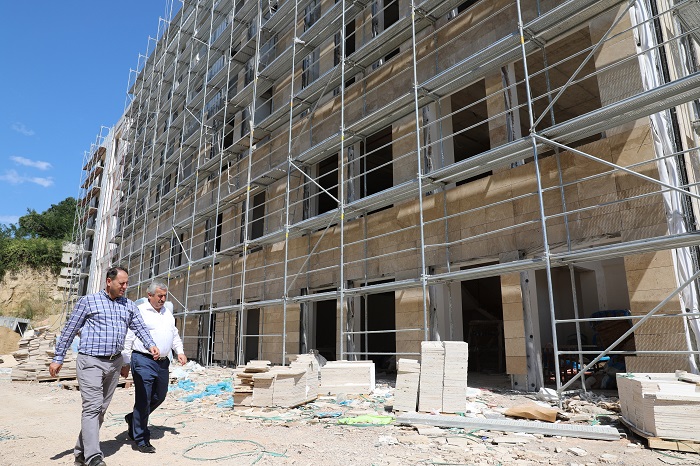 Bakan Baran, 30 Yllk Yatrm 4 Ylda Hayata Geirdi 