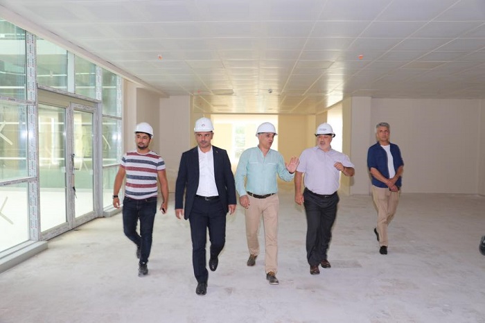 Bakan St, almalar Yerinde nceledi