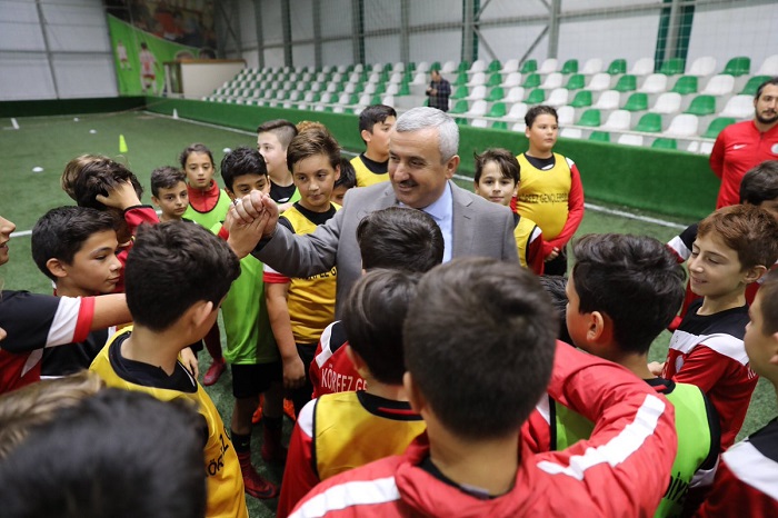 GELECEN MLL SPORCULARINI YETTRYORUZ
