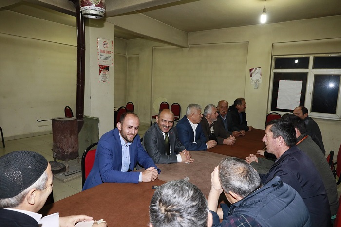 Bakan St, "Kylerimize Gzmz Gibi Bakyoruz"