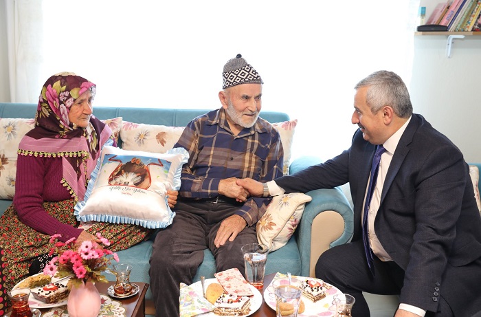Onlarn Yaants Bizlere rnek Olmal