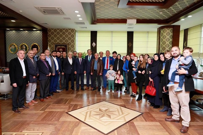 St, "Krfeze Akla Hizmet Edeceiz"