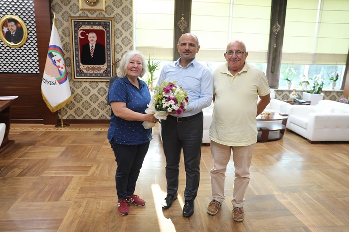 Bakan St, "Krfez hepimizin"