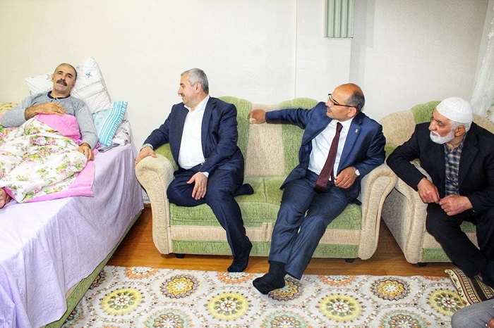 Bakan Barandan moral ziyaretleri